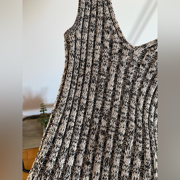 Cami - Dynamite - Picture 4 of 10